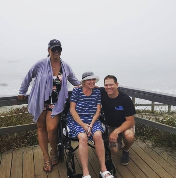 Meet your Posher, Lorie - Picture 1 of 1